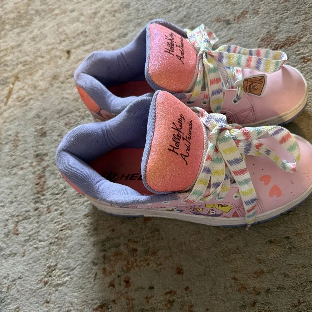 Heelys Hello Kitty and Friends Size 6Y women 7